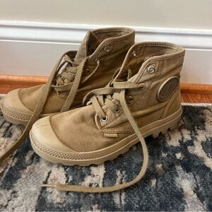 Palladium Pampa Hi Sahara Ecru Canvas Women’s Boots Size 8 Preowned